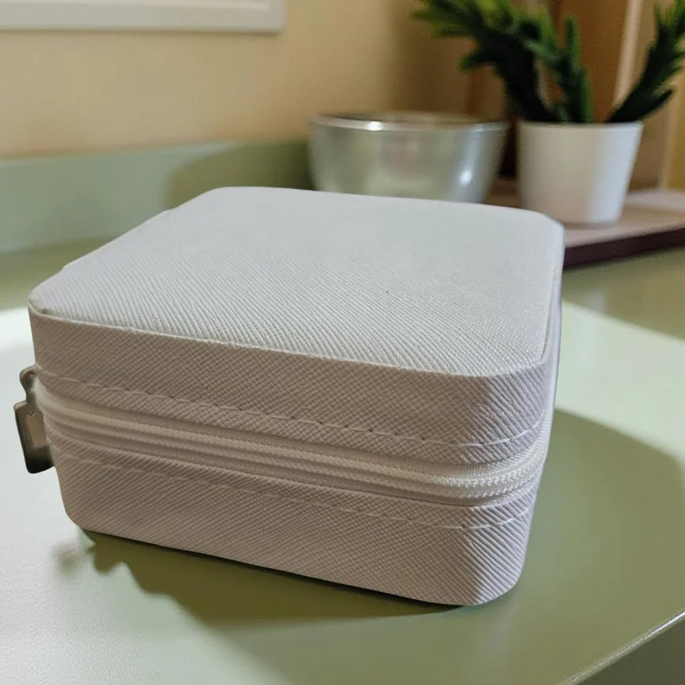 Portable Jewelry Travel Organizer - Ivory
